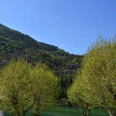 Le Roya Hotell 2*